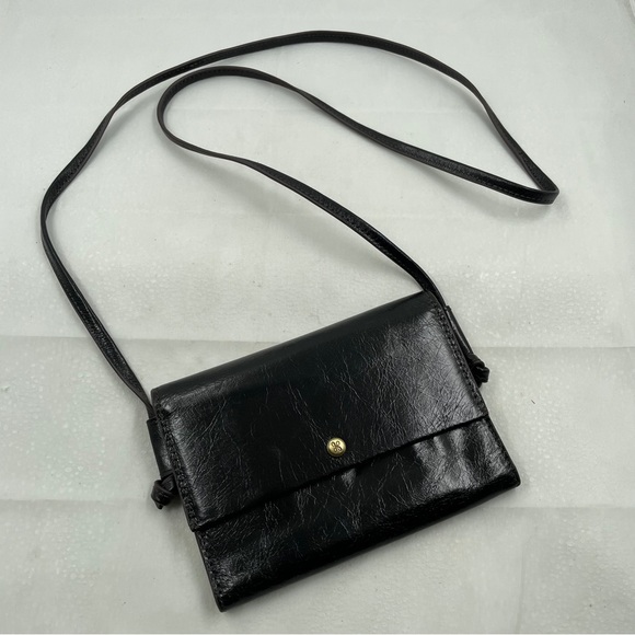 HOBO Handbags - HOBO Black Leather Crossbody Bag